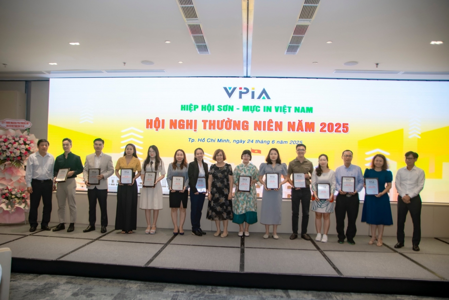 THAM GIA HỘI NGHỊ THƯỜNG NIÊN 2025 CỦA HIỆP HỘI SƠN - MỰC IN VIỆT NAM (VPIA)