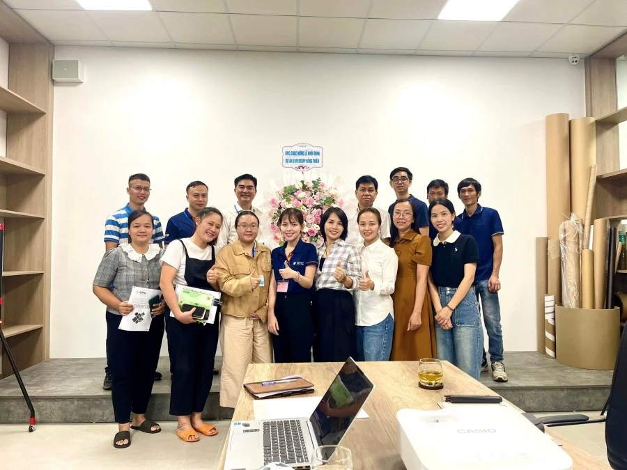 Project Acceptance Ceremony for “Consulting & Implementation of Expert ERP - A Comprehensive Production Management Solution for the Packaging Industry at Hong Thien”