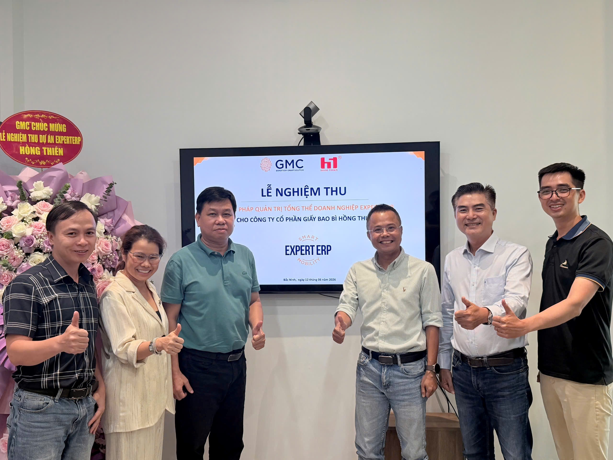 Lễ nghiệm thu dự án “Tư vấn & triển khai Expert ERP - Giải pháp quản lý sản xuất chuyên sâu ngành bao bì cho Hồng Thiên”